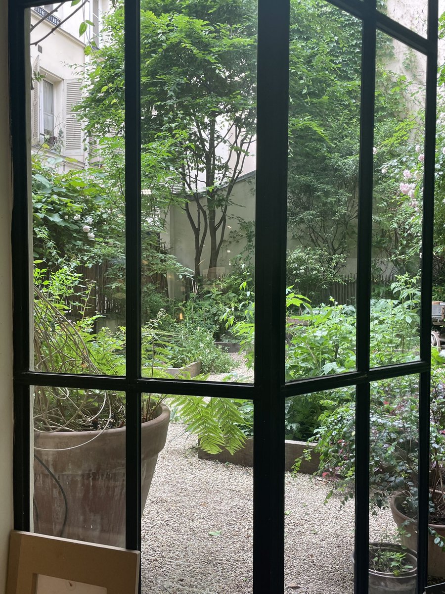 곳곳에 한여름 빛𓈒𓂂𓏸☀️