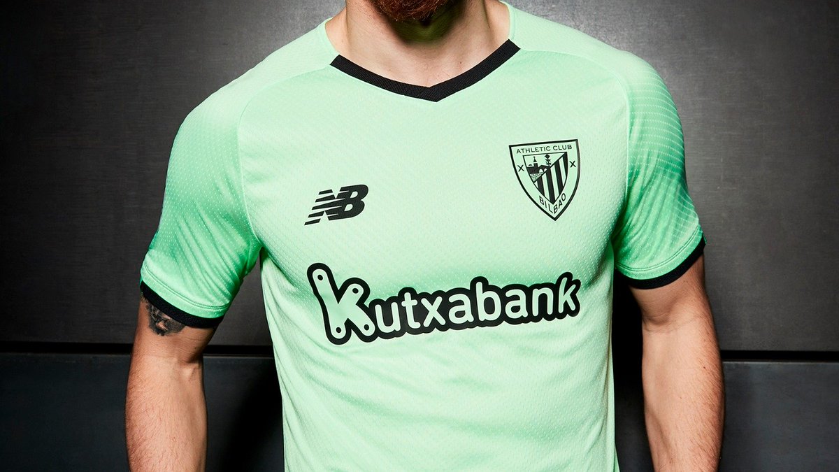 Athletic Club Bilbao Los Leones Spain La Liga Soccer Football T-Shirt NEW white 