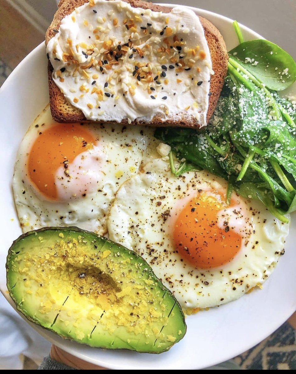 pasture raised egg fried in avo oil(I put the lid on the pan to help cook them through so no flipping required) spinach avocado and nutritional yeast + a slice of toast w/kite hill cream cheese  You can click link bit.ly/3jDT4qh to get Everything YouNeed for keto Success