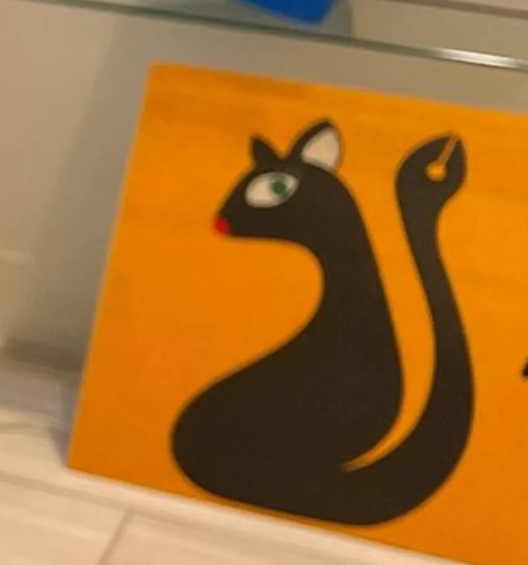 @Berlaarstraat1 @Erdbeere_1go この看板が気になるな
(´・ω・｀)ネコ? 