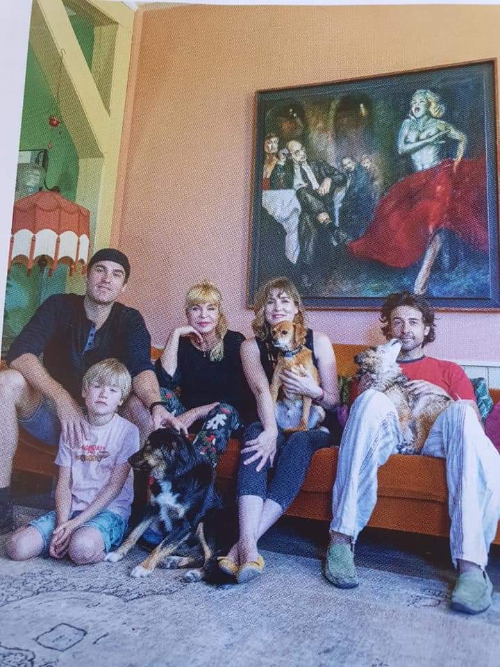 INTERVIEW BUITENLEVEN🎉🎉

We staan in 'BUITENLEVEN'. Een mooi interview van 8 pagina's over ons leven, werken en theaterproducties.

#theater #buitenleven #interview