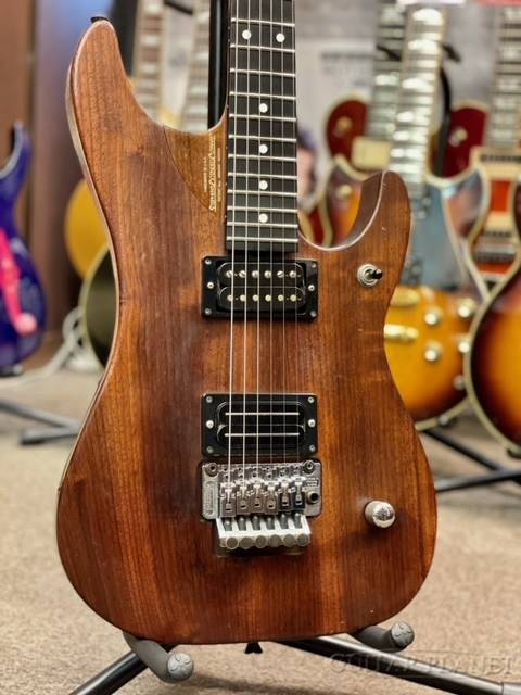Washburn N4 Padaukの初年度、1993年製の個体が入荷！ 再生産版とは