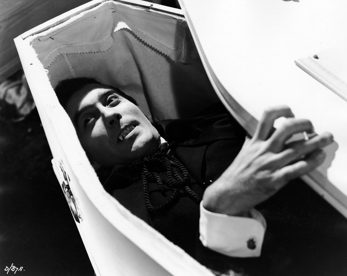 kaif_70's tweet photo. Me at my funeral when I hear "chai ban gayi" : https://t.co/Qzpy8pBzYQ