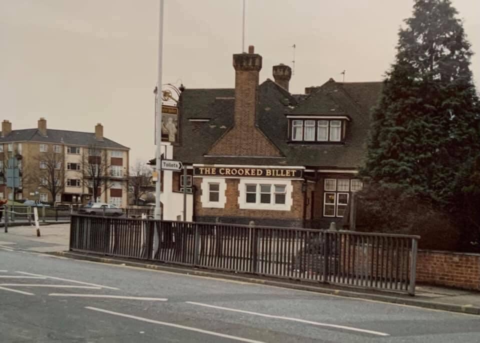 Some photos I took in the late 1980s just as the Billet underpass was being started. Shared by Tim whiting facebook.com/groups/waltham…