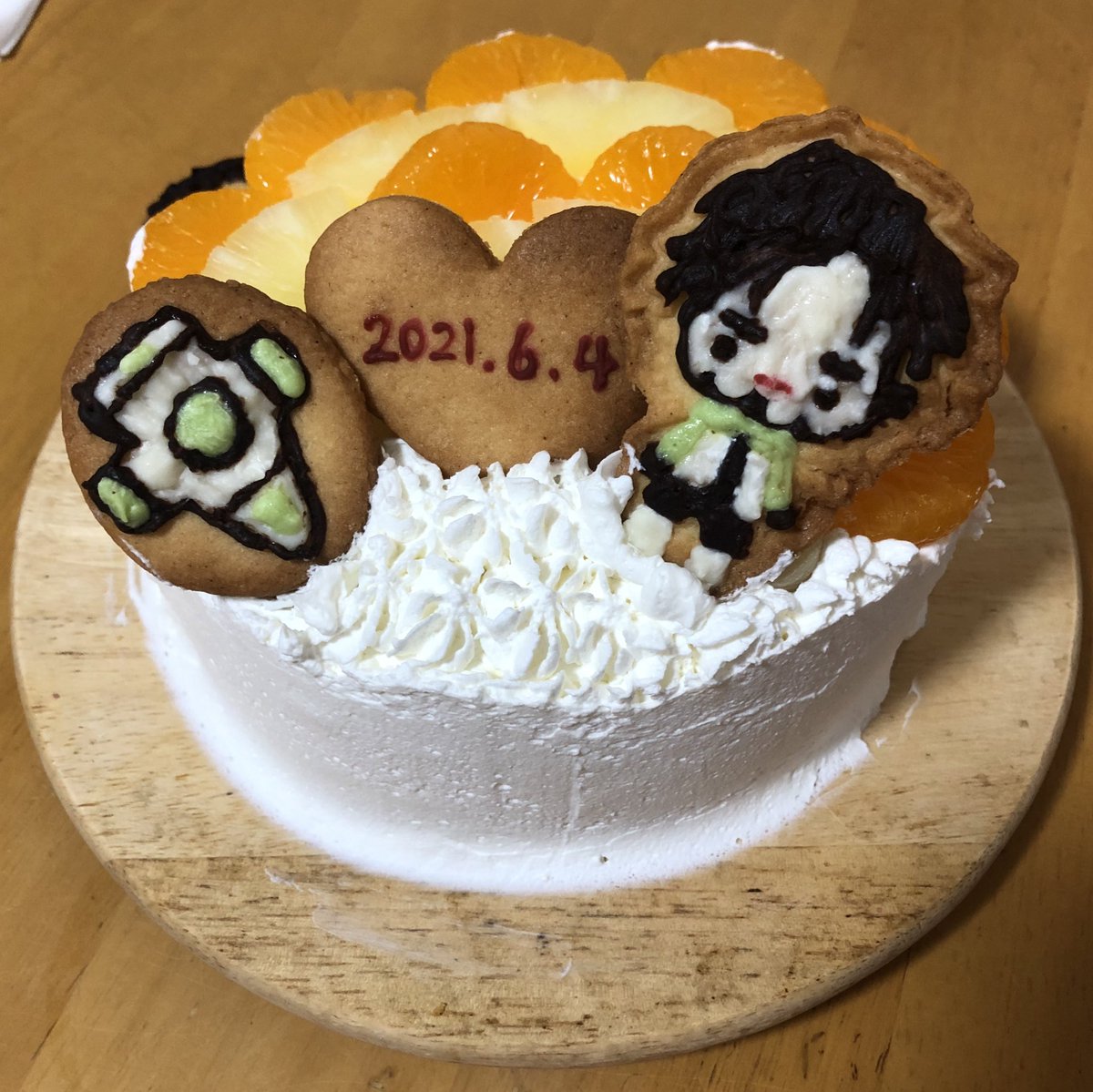 ps4dayo24's tweet photo. 誕生日  15時のおやつ
嫁ぇぇぇぇぇぇ
頑張ってクリプト作ったんやな
これに関してはマジで嬉しい
後ろにもクリプト
多分右のはワイの好きな@usagishnoob さんの見たんやろうなって思ってなお感動してる(･_･、)
凄すぎる… https://t.co/L2lVQxk0lx