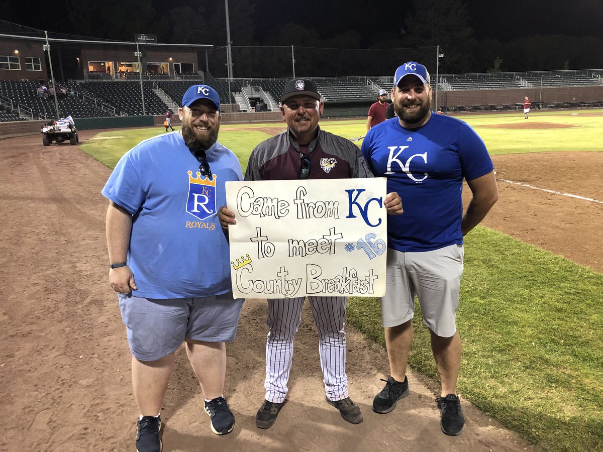 Devan Dignan tweet media