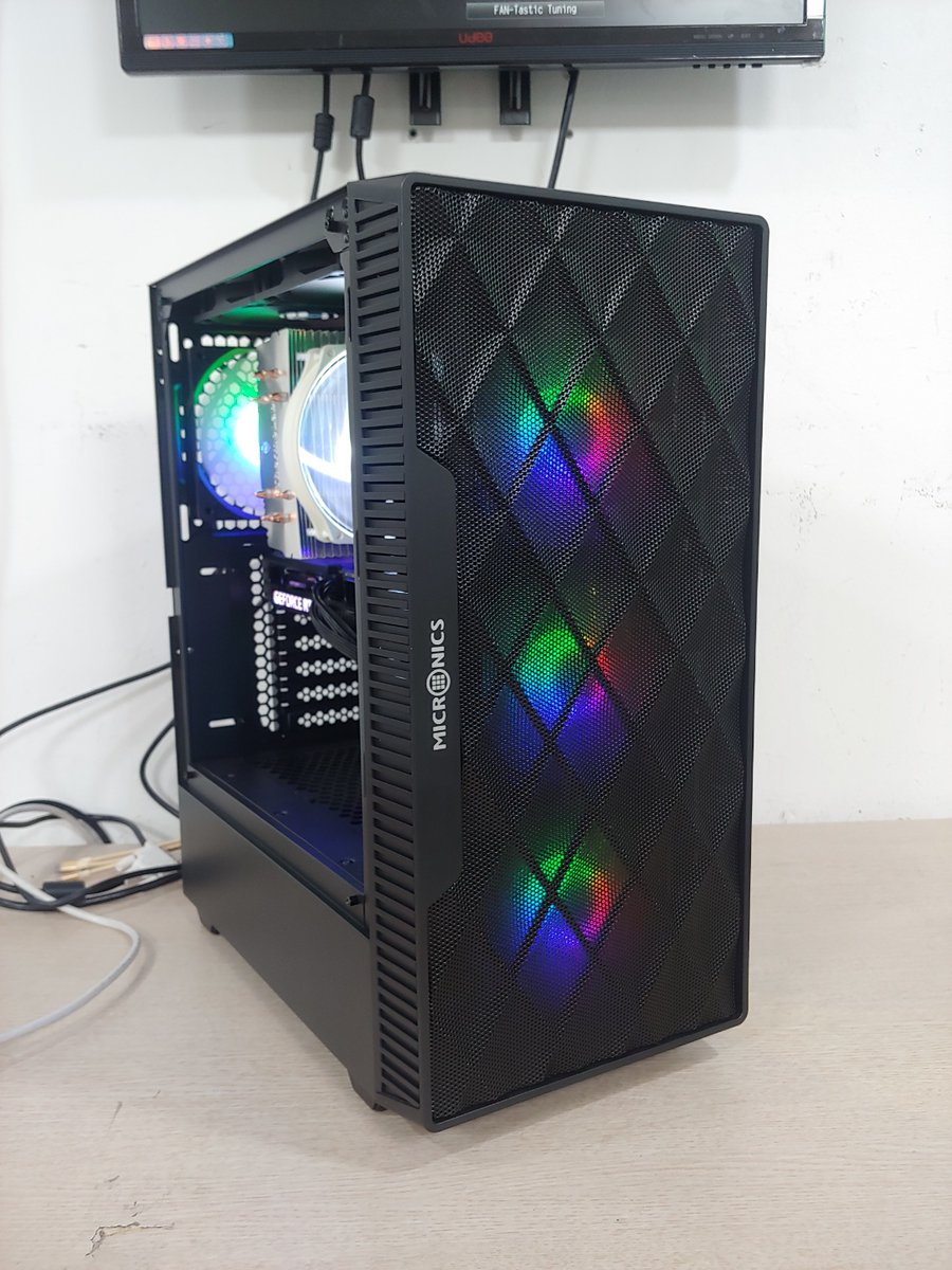 PlaymallPC's tweet photo. 이창* 님께서 구매해주신 PC입니다. 3700X/RTX3060/메모리32g/SSD1TB/HDD1TB 등으로 구성되어있으며 작업 및 FHD사양에서 중,고사양 게이밍용도로 적합한 사양의 PC입니다. https://t.co/ziRm3JAGE3