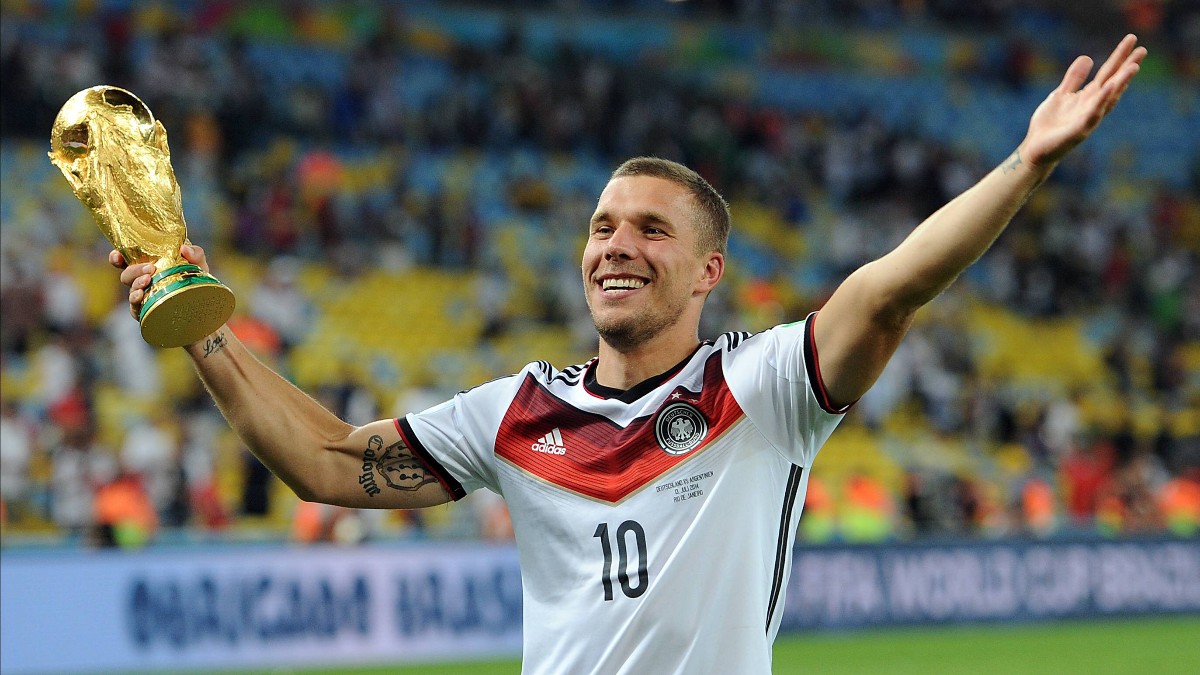 3️⃣6️⃣ Alles Gute zum Geburtstag, <a href="/Podolski10/">Lukas-Podolski.com</a>! 🎊

🏆 Weltmeister 2014