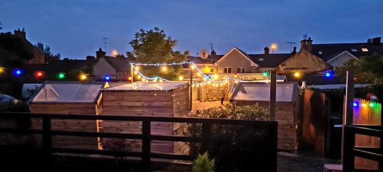 briano1561's tweet photo. Bobs Bar &amp; Restaurant Kanturk Co Cork. All new outdoor dining area ready for Monday.  #outdoors #outdoordining @adriancummins @VFIpubs @RAI_ie @corkbeo @HeinekenIE_News @ProperFood_ie https://t.co/OP6rdzQ6Gi