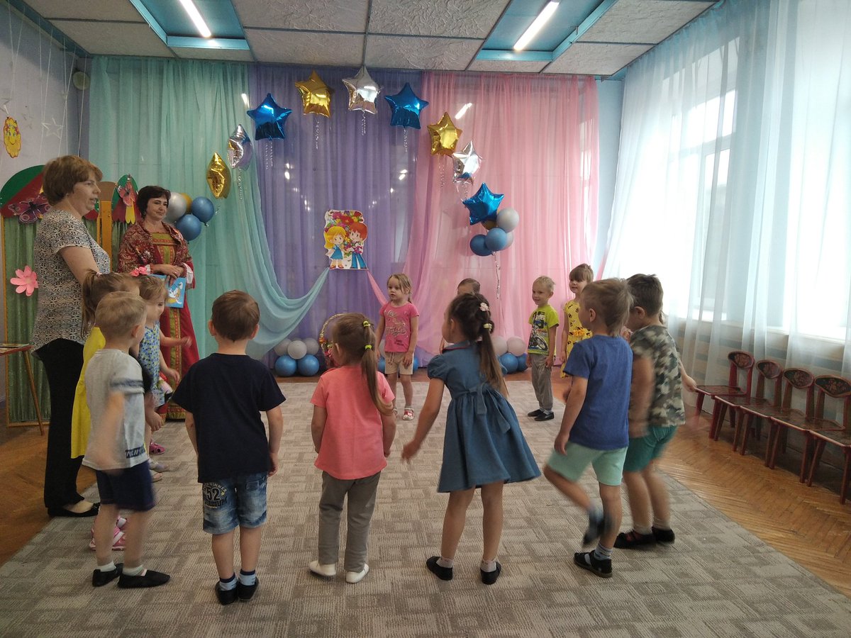 Путешествие в сказку Маша и медведь.