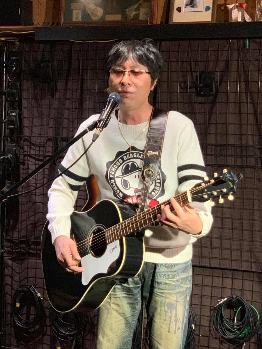 ryuto_ikueda's tweet photo. 明日のOBSラジオ、クミコの昭和歌謡元禄(16:10〜16:40)で、郁枝竜仁(※オイラのことね♪)が紹介されるみたいです😅
オリジナル曲も1曲流してもらいます🎵
お時間よければ明日、OBSラジオをご視聴ください😊 https://t.co/1veWw1Xu2j