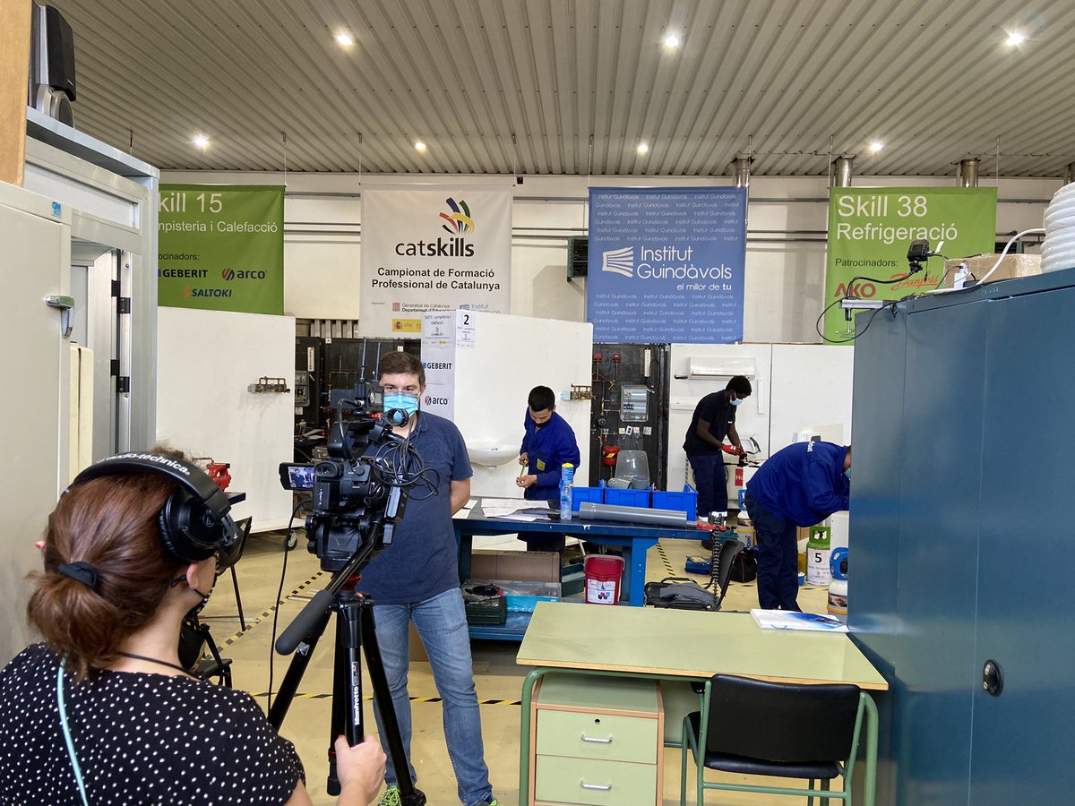 Guindavols's tweet photo. 🏅 Iniciem el Campionat de #Catalunya @Campionat_Catsk de #skill15 Lampisteria i calefacció i #skill38 Refrigeració.

🔗 Viu en directe la competició: https://t.co/0CiKMiUOQZ

#campionat_catskills #impulsfp #innovafp #activafp #orientafp #spainskills #todofp #educaciocat https://t.co/dP22Ku65TB