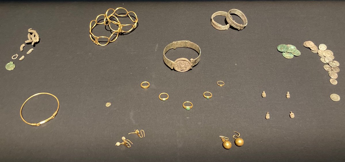 AlisonFisk's tweet photo. The Fenwick Hoard. Roman jewellery &amp; coins found in Colchester in 2014. Excavated from beneath the floor of a Roman house destroyed by fire at the time of the Boudican revolt AD 60-1. Likely buried for safekeeping during attack and never recovered. 

#Archaeology
#NeroExhibition https://t.co/od0MrlO7VC