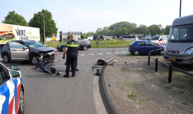 Veel schade bij ongeval de Bolder en de Roef Drachten - ..