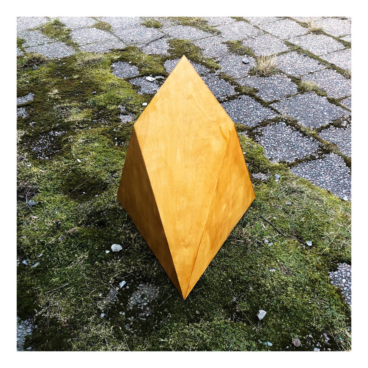 Mnemographic tweet media