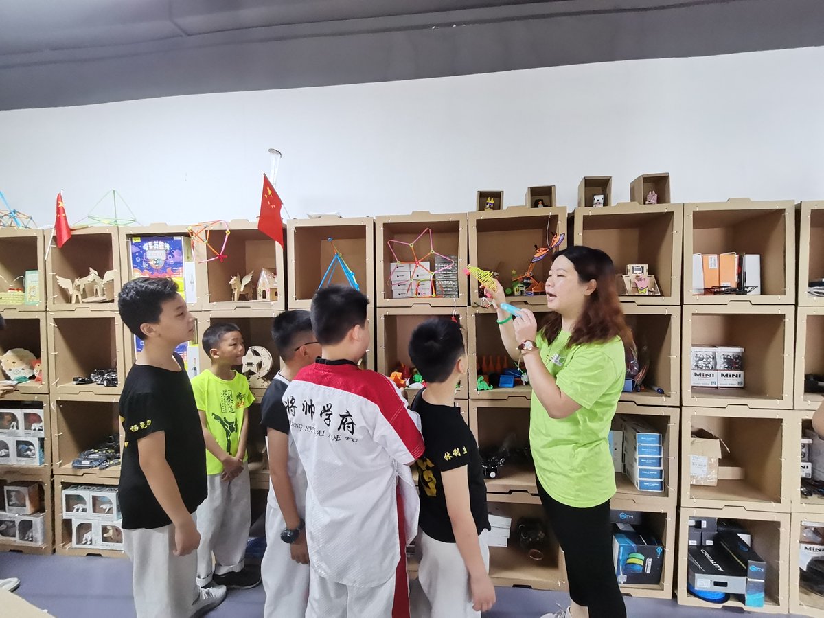 EpcEducation's tweet photo. With the help of STEAM Education, the economy rose as well as the job market. The jobs kept on increasing, and people started following various careers. 

👀 Continue reading here: https://t.co/XHHb1zIbI1

#STEAMedu #STEAMeducation #STEAM_workshop #coding_workshop #codingforkids https://t.co/L33ukGZf8E