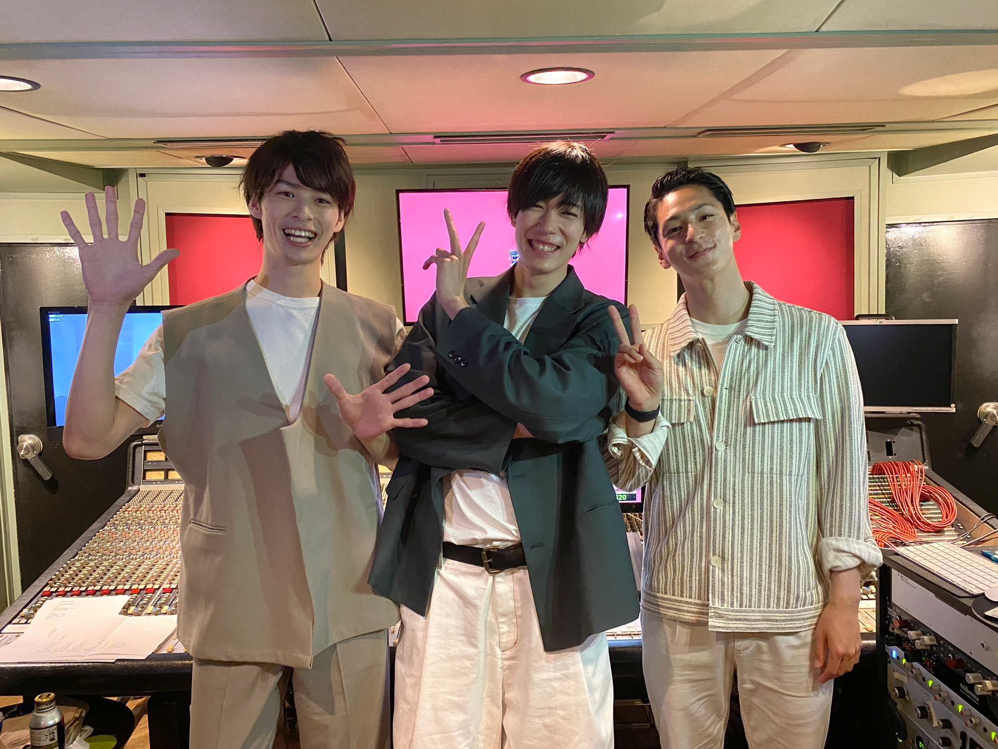 仮面ライダー Avex Sound Web 本日解禁 仮面ライダーセイバー 挿入歌の詳細発表 Rewrite The Story 内藤秀一郎 山口貴也 青木瞭 作詞 藤林聖子 作曲 Tatsuo 仮面ライダークロスセイバーをテーマにした楽曲 6日放送の38章にて初お披露目