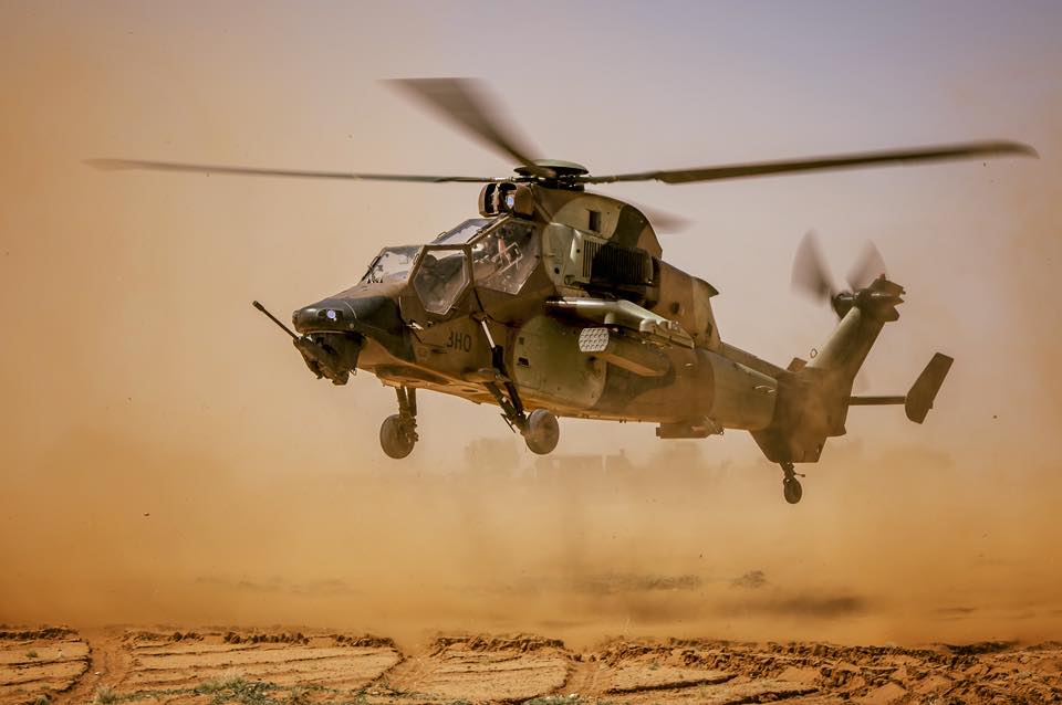 #ComFT #ArméeEnNord
Bonne fête à l'Aviation légère de l'armée de Terre (ALAT) qui fête aujourd'hui la Sainte Clotilde.
🚁
#tradismilis