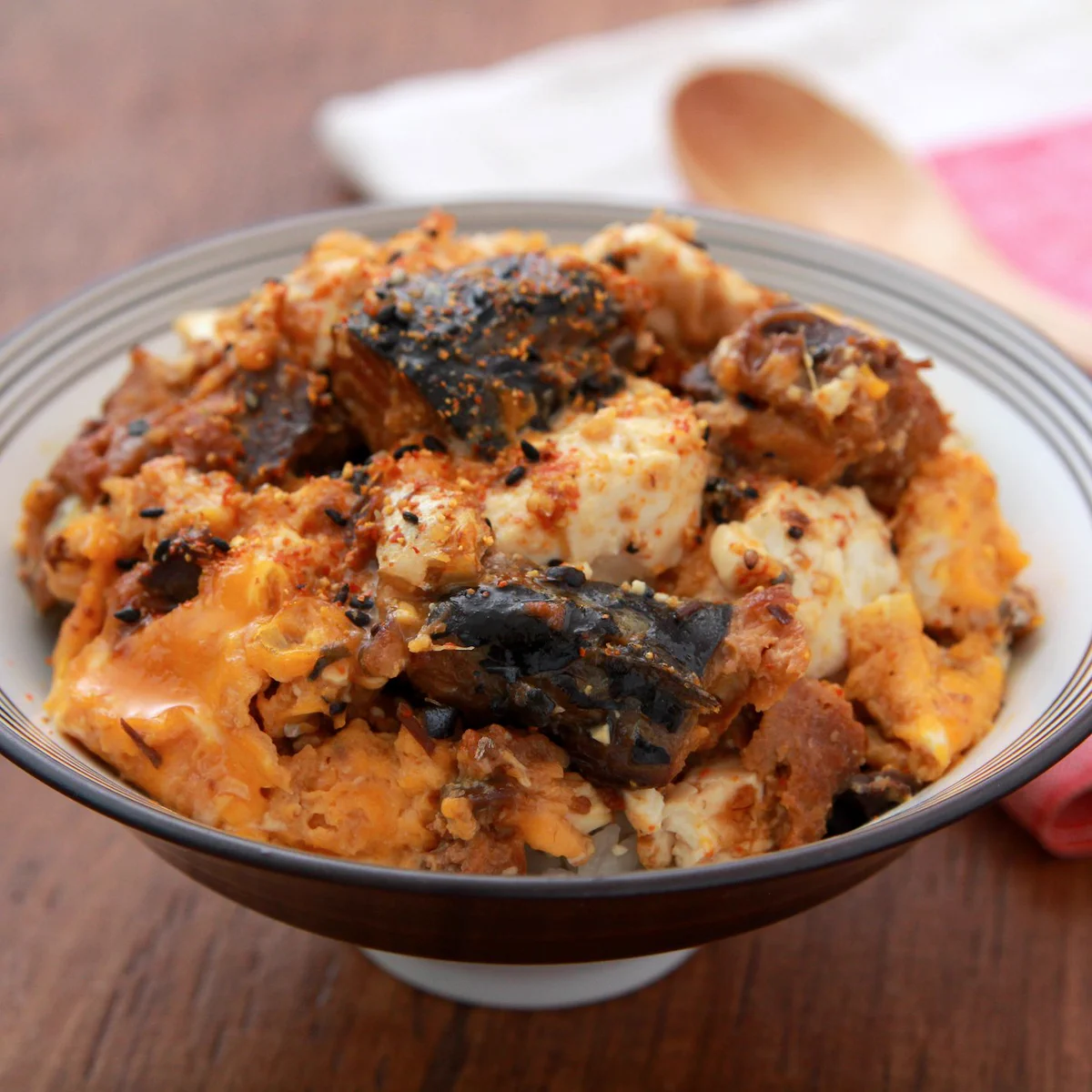 包丁要らずのお手軽料理！サバ缶を使った絶品レシピ！