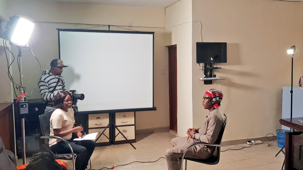 IkechiUgwoeje's tweet photo. Early morning production in Enugu!

#VideoDocumentary https://t.co/IgXOJFvEYl