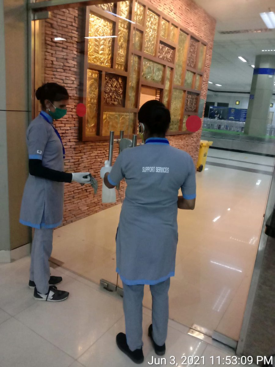 aaiasrairport's tweet photo. @SGRDJI Amritsar Airport promises a safe and comfortable journey for its passengers amidst COVID 19. #Sanitization #SocialDistancing #ProperMask are the weapons in this fight against CORONAVIRUS pandemic.#FlySafe #FlyHigh
@MoCA_GoI @AAI_Official @aaiRedNR https://t.co/hQyGvhKrzu
