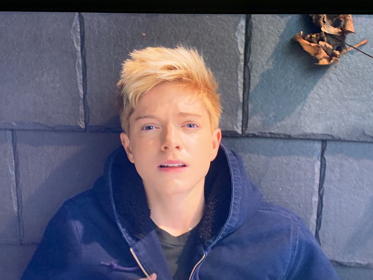 notmalibubarbie's tweet photo. Ok, but the PTSD in #FeelGood season two is just getting a little too accurate. But definitely go watch this. #MaeMartin is a genius. https://t.co/5YIRXd2jZl