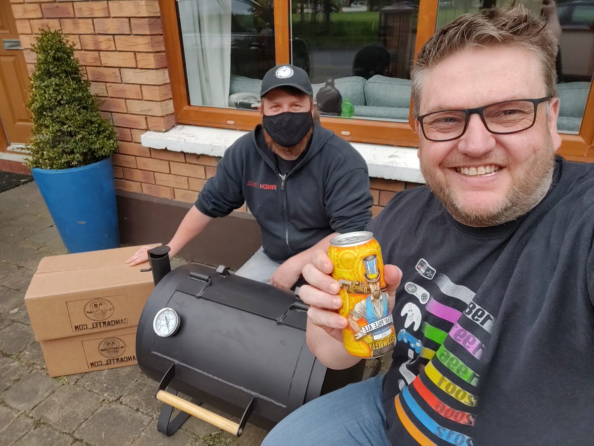 Congrats again too Michael our Boozy BBQ Giveaway winner, who had his amazing prize delivered to his door by our very own Mick this afternoon!

We hope you have a fantastic bank holiday weekend Michael! 

#boozybbqgiveaway #bbq #competition #boozybbqcompetition #smokinsoul