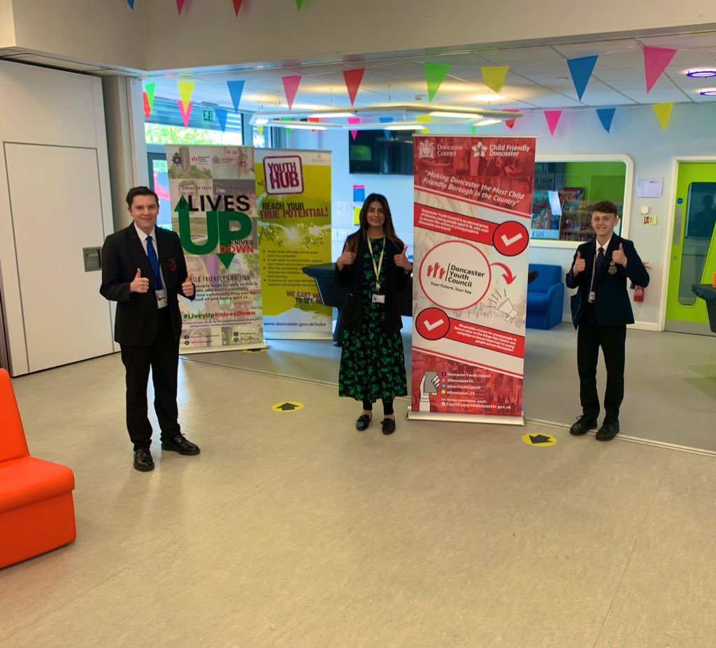 DonYouthCouncil's tweet photo. Here’s a few pics of our incredible youth council working hard over the last few weeks. Well done Amatullah, @CampsmountAcad, @ODungworth, @Hungerhill and @SamuelFinnMYP, @McAuleySch! 🙌🏻 #doncasterisgreat #gettingthingsdon #covidsecure @Rianaguk @LeeGolzeFF @DoncasterDamian https://t.co/WiDkzjgSih