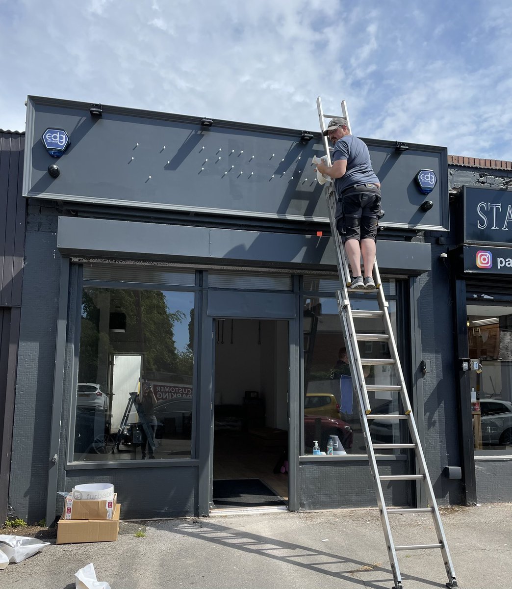 furbabies_ltd's tweet photo. We’ve got that Friday feeling 🎊 finishing the week with our new shop front signage & lighting being installed by #creativesign & @edgsecurity 💡 #furbabiespetboutique💡🐾 🐶🐱 #Birmingham #birminghamlife #birminghamdogs #harborne #harbornelife #b17 #harbornevillage #harbornedogs https://t.co/N0Dfvq8G3Z