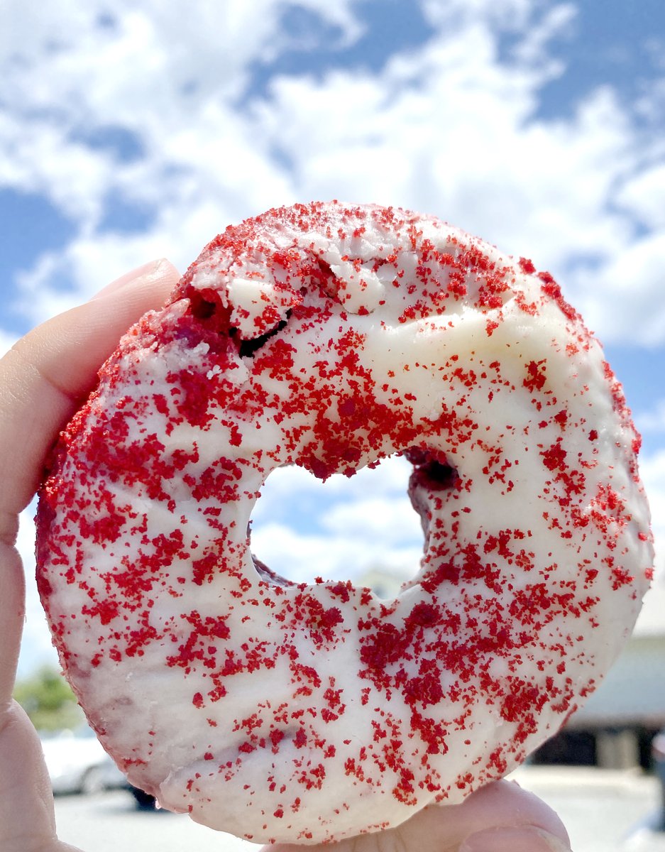 ChereCoen's tweet image. Happy National Doughnut Day. @SouthWalton  @VISITFLORIDA  weirdsouth.com/post/doughnuts…