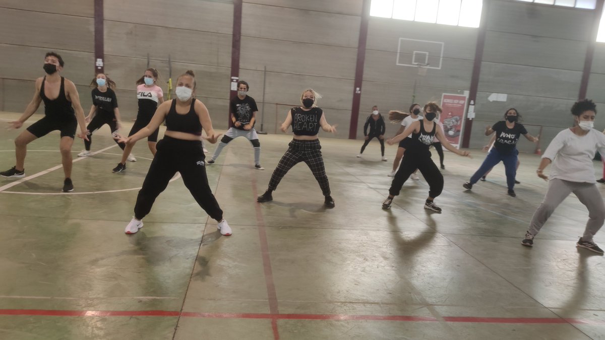 ACROSSLPGC's tweet photo. #ACROSSHIPHOPLPGC2021 #DISTRITODANZA 
DISTRITO CIUDAD ALTA
Profesor> Borja Casillas
https://t.co/VSdZRtnxTk
@LpaCultura
 
#haciendociudad #danzasurbanas https://t.co/9mEXS1ErLR