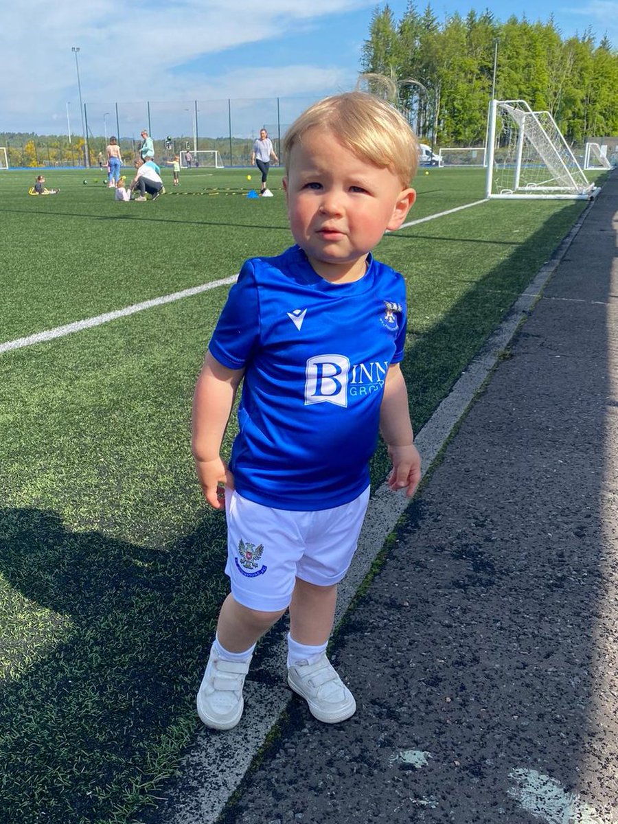 Saints_Trust's tweet photo. 👶| We've recently had some young Saintees attend our new First Touches parent-child class for children aged 18 months to 3 years old!

@StJohnstone, we're starting your future players young!

These kids look brilliant in their mini Saints kits 🤩 https://t.co/hMJMtm4hlz