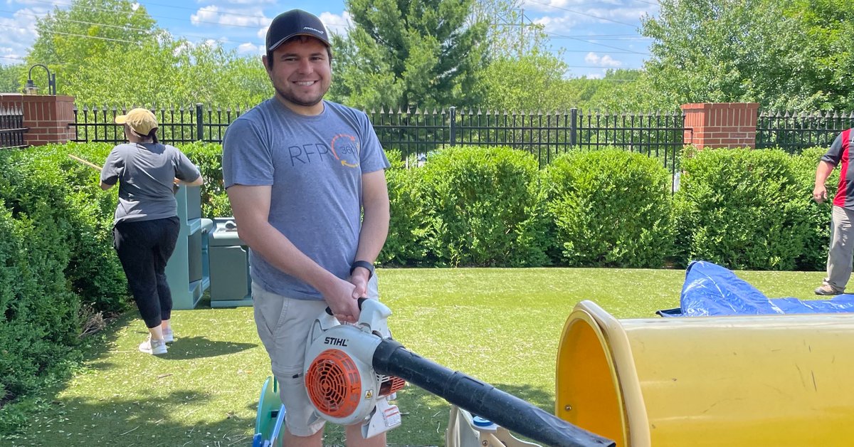 RFP360's tweet photo. Yesterday, our team spent the afternoon volunteering at @HopeHouse. It was a beautiful day to get outside and do some landscaping to serve our community. To learn more about Hope House and donate to support their mission, visit https://t.co/AA5drOupjl https://t.co/qPCjnNniqT