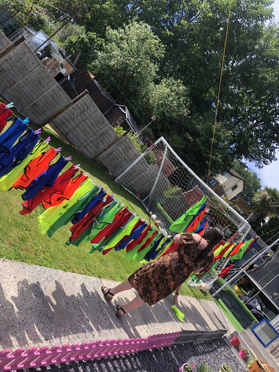 reds_hub's tweet photo. Behind every great team there is a great kit lady @JulieMcgibney thank you for all you do for us xxx #WeAreRed #Ymlean @LlanelliTownAFC @LlanelliV @LlanelliAcademy @SimonTh07005030 @colegsirgarHUB https://t.co/ldahwsGuSr