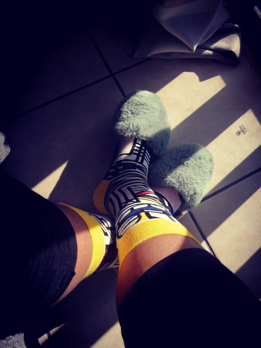 poohbearhu's tweet photo. I have some exciting news for CPT &amp; PE. Recently became an official distributor of the @smccollection bhanya'bhanya African print socks. Get yours from @KhaltshaCycles in CPT &amp; from @L_armer in PE. @Mleistar_ @iam_ph @ntsabomluleki @Luckeez @athimfikili please support and share❤️ https://t.co/POTV23xLFE