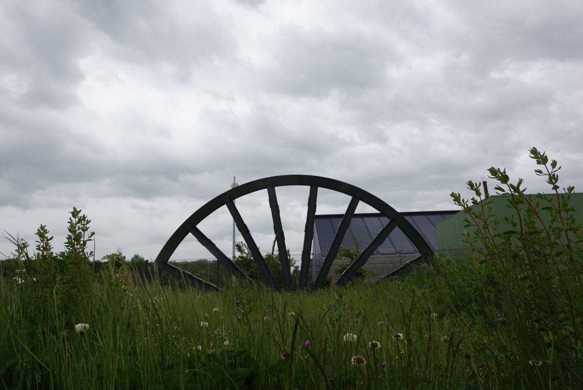 Am Wochenende soll das Wetter ja nicht so toll werden. Dennoch muss ich raus. Was soll ich mir mal anschauen/fotografieren, wenn der Regengott gnädig ist? #Ruhrgebiet #ruhrpott #nrw #industriekultur Vielleicht auch ein #Fotowalk?