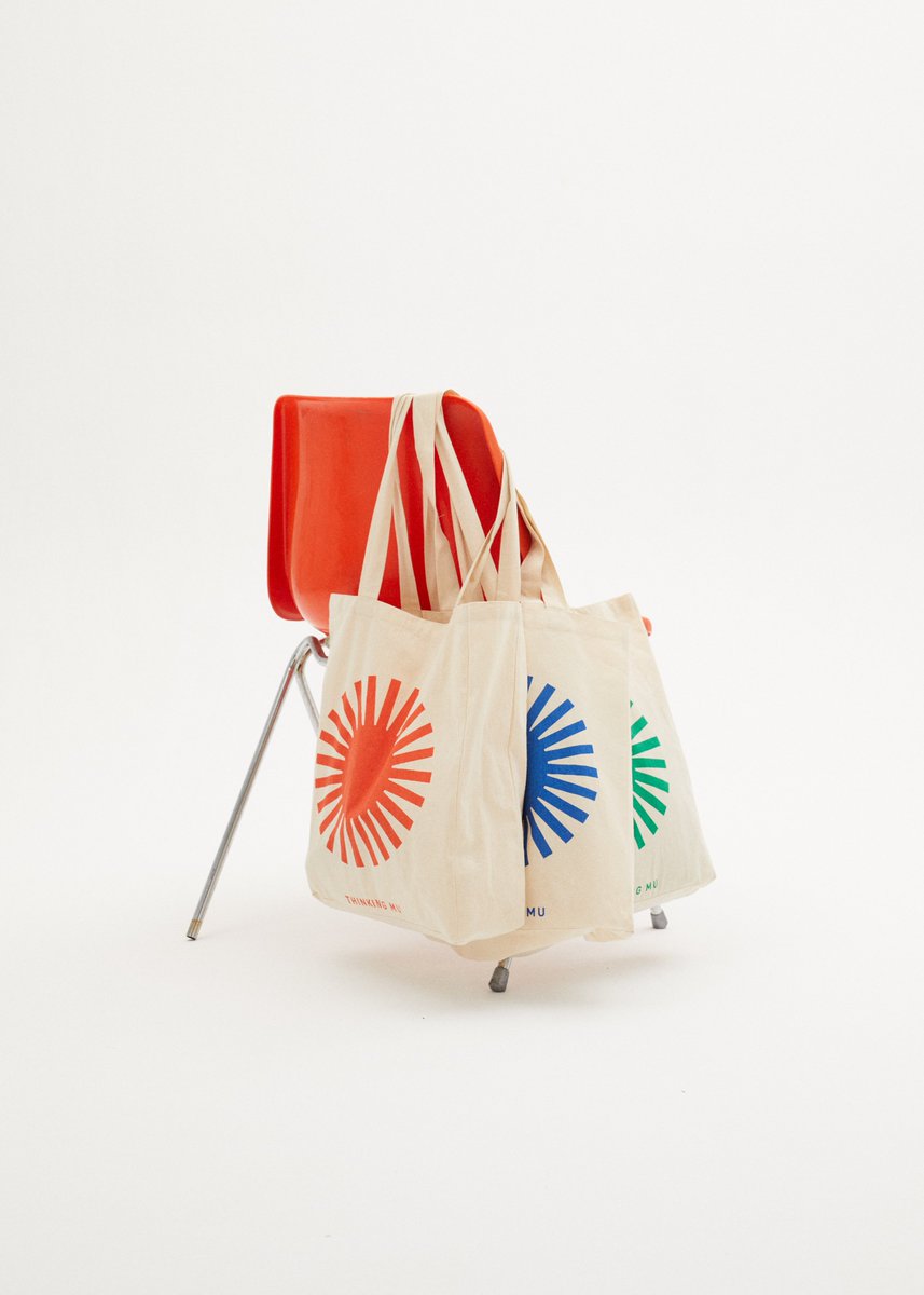 ThinkingMU's tweet image. HERE COMES THE SUN! Wake up and spread your light everywhere. #ReadytoThink is our motto to say we're all about questioning “normality” —fashion rules, sustainability, beliefs —, thinking for ourselves and finding real answers to make this planet how it should be.
Ready to think?