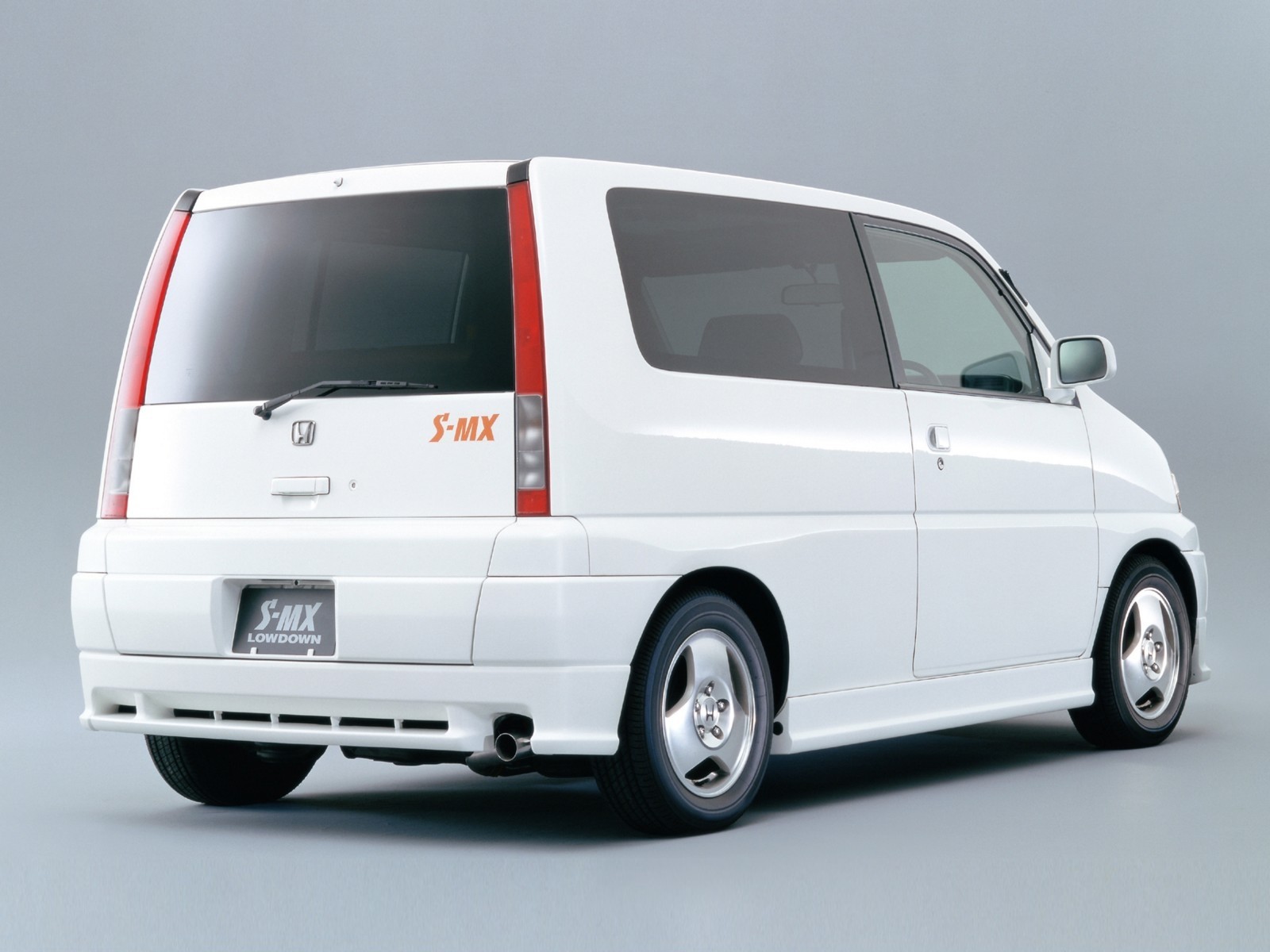Twitter 上的 Honda History 歴代ホンダ車 1990年代 S Mx Lowdown ホワイトストリーム 97 1997年9月 Lowdownに専用車体色タフタホワイトを採用した ホワイトストリーム を新たに設定し 発売 水冷直列4気筒dohcエンジン 排気量1 972cc 最高出力130ps