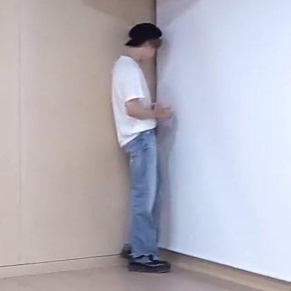 tanniekosmossss's tweet photo. it’s actually him omg.

#2021BTSFESTA #BTS8thAnniversary https://t.co/dvZD1Qzlw8