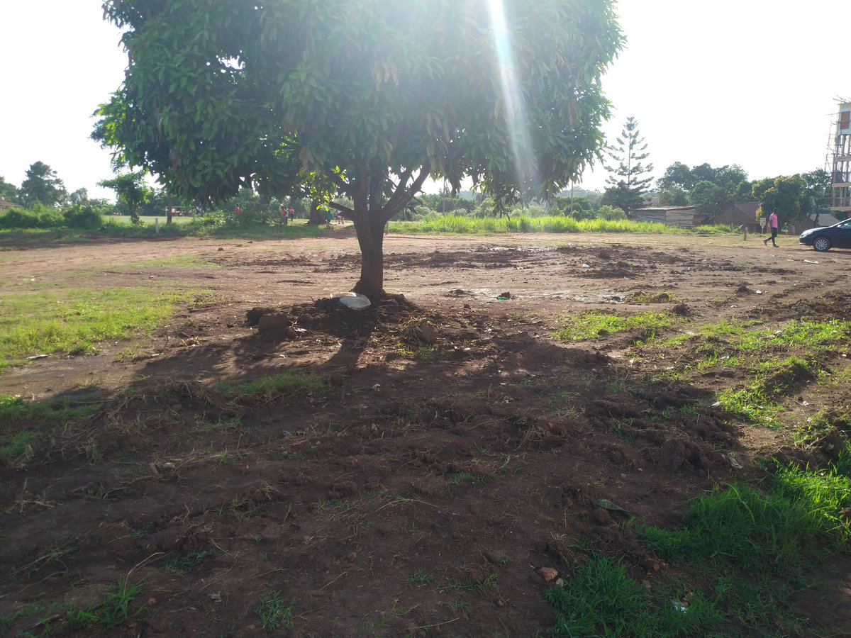 rhonagitta's tweet photo. Magere / Buwate Estate

Land available in seta - magere / Buwate. Has 3 access routes ( kiira - kasangati road, Buwate or magere road). Area is well developed &amp; in a well organized neighborhood w water and electricity, 2kms to Greenhill Academy,50*100 at 70m  with ready titles. https://t.co/JjxVv0fW7e