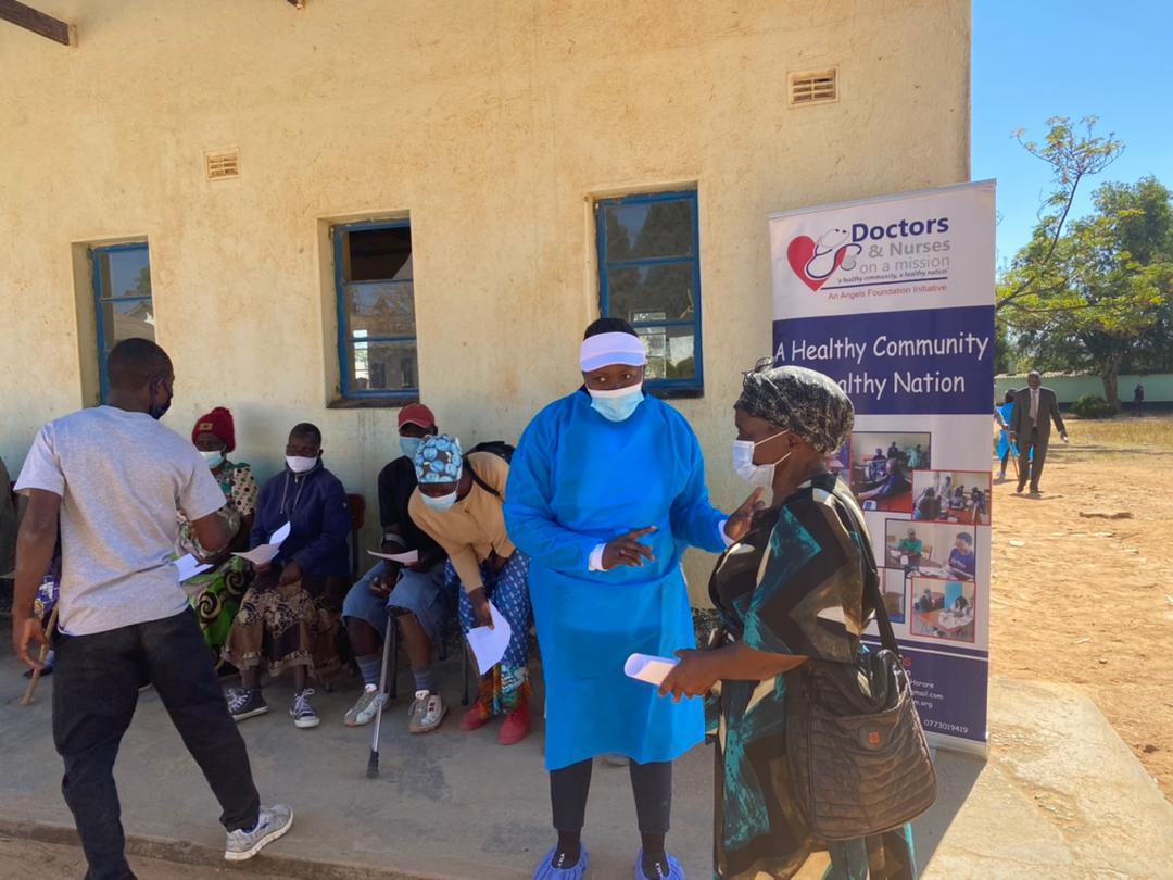 day_deeds's tweet photo. Network Partner KinderCare Zimbabwe in partnership with Angels Foundation held a free medical outreach program to the vulnerable rural community of Domboshava under Doctors &amp;nurses on a mission at Morelife Primary school . 

@GoodDeedsDay 
@fnyamukapa 
@SaveOurEnviron3 https://t.co/wJUDFj70mg