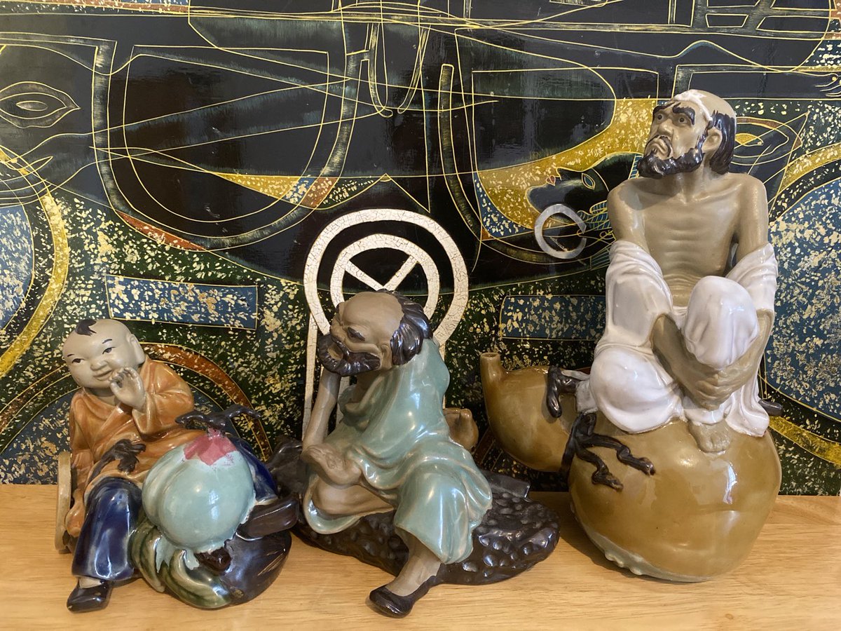 loveretrocrafts's tweet photo. Vintage Chinese immortal figurines, MudMan Rare Glazed porcelain , Shiwan Mud Man porcelain, Chinese God’s mudman handcrafted figurines x 3 #chineseantique #antiquefigurines #mudmanporcelain #mudmanceramic https://t.co/JQdumAoXW0 https://t.co/cyPKBwyjsW