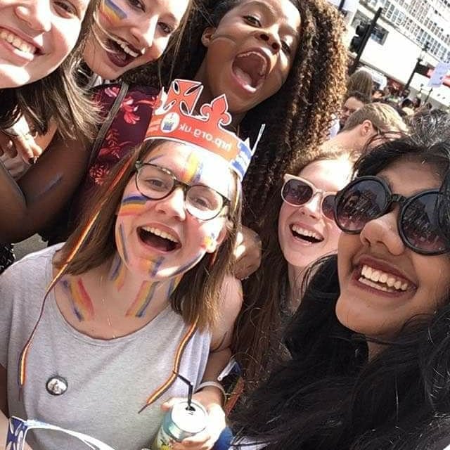 UoB_Amnesty's tweet image. #PrideMonth2021 

University of Birmingham students, past and present celebrating LGBTQ+ Rights at Pride!

Never did we expect to be arrested, never did expect to face tear gas and police brutality simply for celebrating LGBTQ+ Rights.

However...