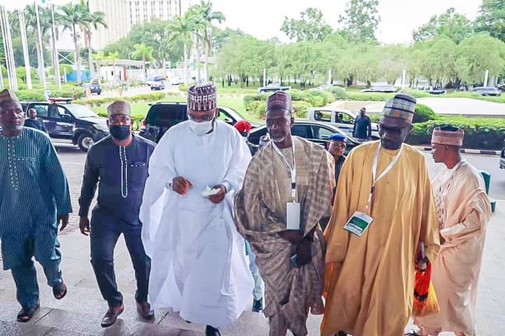 MubarakMunkail9's tweet photo. The arrival of Sheikh,Professor Isa Ali Pantami to attend the 2-Day Symposium organized by the Supreme Council for Shari'ah in Nigeria (SCSN), in collaboration with Jama'atu Nasril Islam (JNI) and Nigeria Supreme Council for Islamic Affairs (NSCIA). https://t.co/Q0QBOZ2xQf