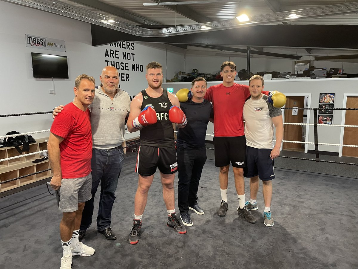 MarkTibbsBoxing tweet media