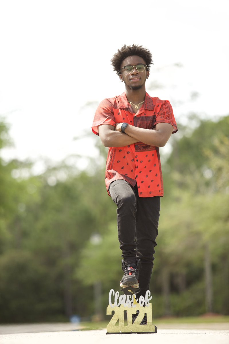 drchesterwilson's tweet photo. Lord, We thank you for this day and this blessing! 🙌🏾
The day has come and I am so excited to celebrate my son, Caleb! He will be graduating from Mainland High School! I can’t wait to celebrate him today.
#ClassOf2021 #MyFavoriteMusician #MyOnlyBegottenSon #MySonSon #MyManChild https://t.co/1NCvgz2T20