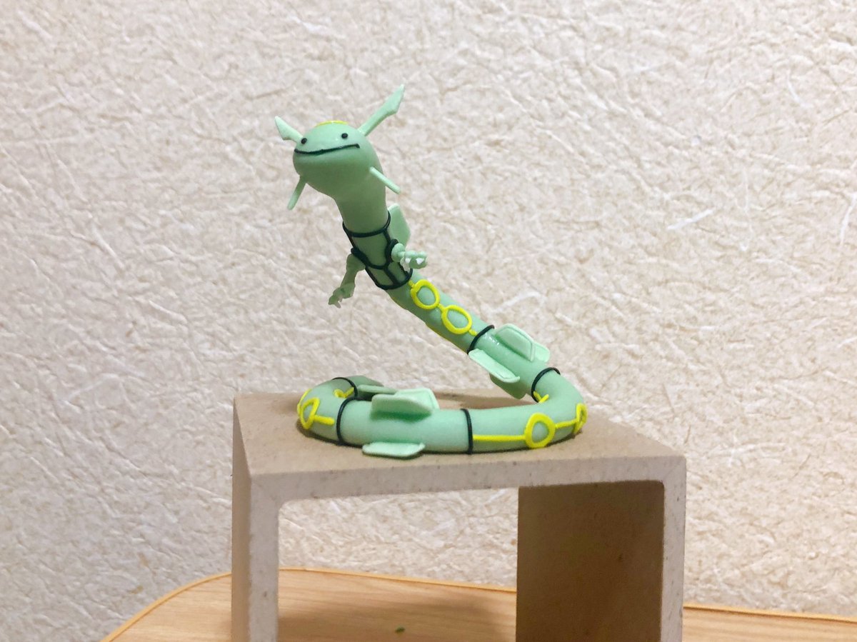 Oklha Mix Clay フカマルの作り方公開しました 話題のようなので 粘土で作ったレックウザ も載せときます Oo ポケモンgo ポケモン レックウザ フカマル 粘土 フカマルの簡単な作り方 ポケモンクレイアート Gible Pokemon Clay Art