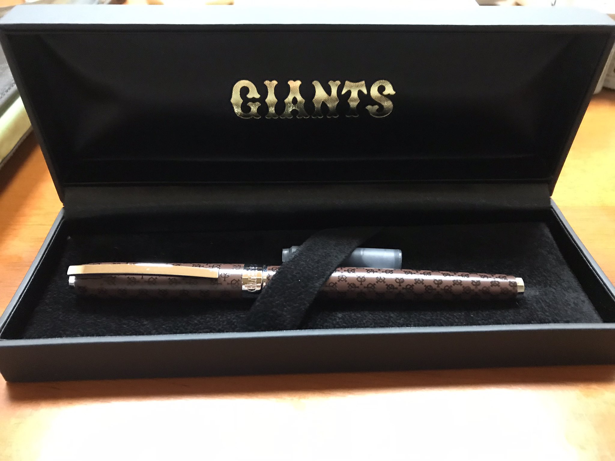 ジャイアンツ 80周年記念 GIANTS × PARKER パーカー 万年筆 ジャイアンツ 80周年記念 GIANTS × PARKER パーカー 万年筆