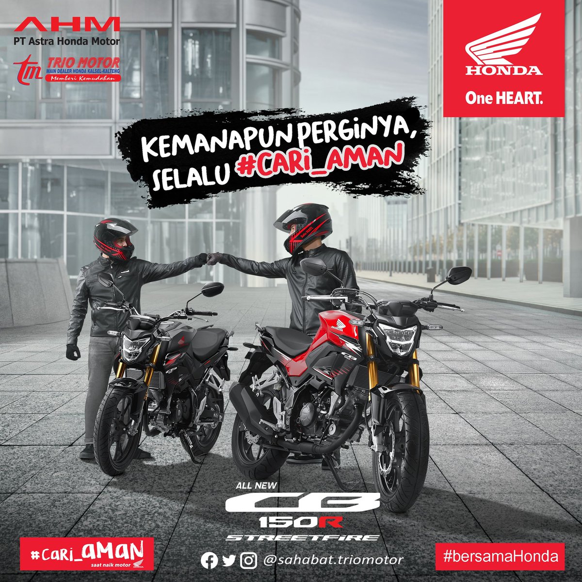 SahabatTrioMTR's tweet photo. Nggak aman, nggak keren brosis!
Jangan sampe kelupaan, ada doi yang nungguin kamu pulang dengan selamat brosis!
Klik helm-mu, mari #Cari_Aman bersamaku!
#TrioMotor #OneHeart #SatuHati https://t.co/OjXBZf71ni