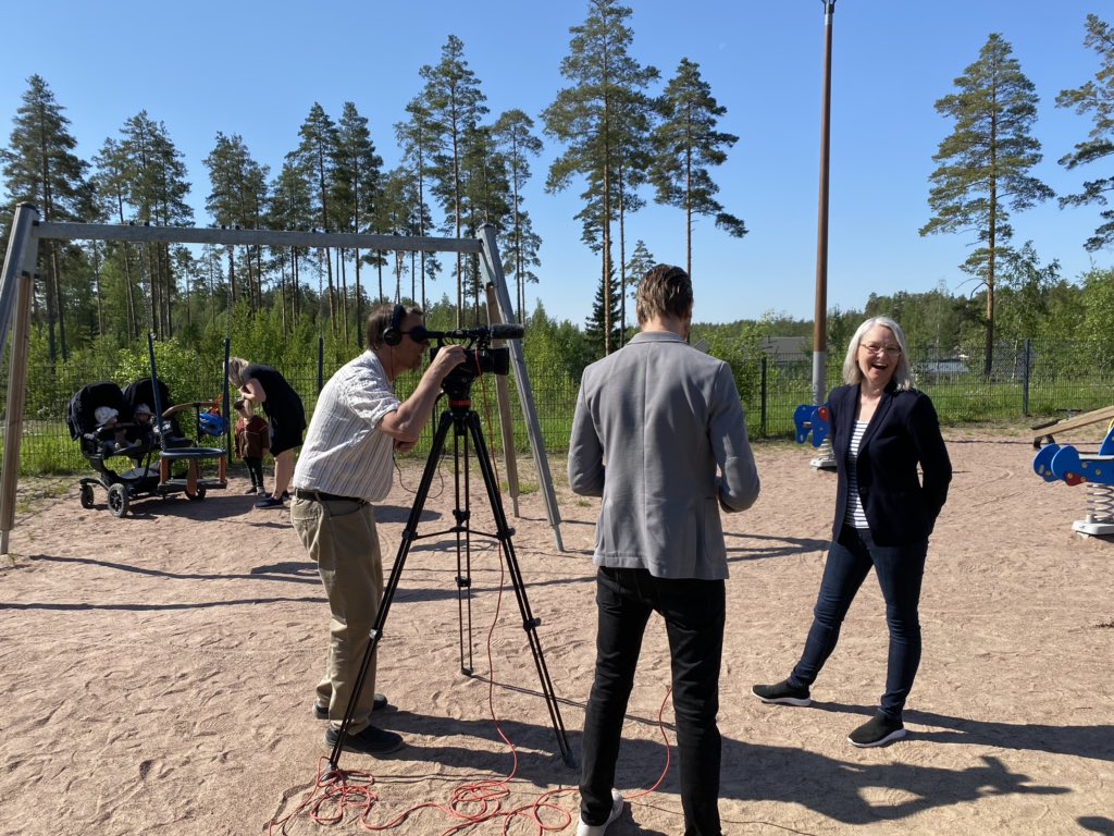 Väitän, että lasten, nuorten ja perheiden hyvinvointikeskustelua on hallinnut viime ajat ihmeen vahva mielenterveyspainotteisuus. Kasvatuksellisesta puolesta puhutaan yhä vähemmän. Ruskon lainattava kasvatusapu eli supernanny-palvelu tänään <a href="/MTVUutiset/">MTV Uutiset</a>’ssa. #rusko #supernanny